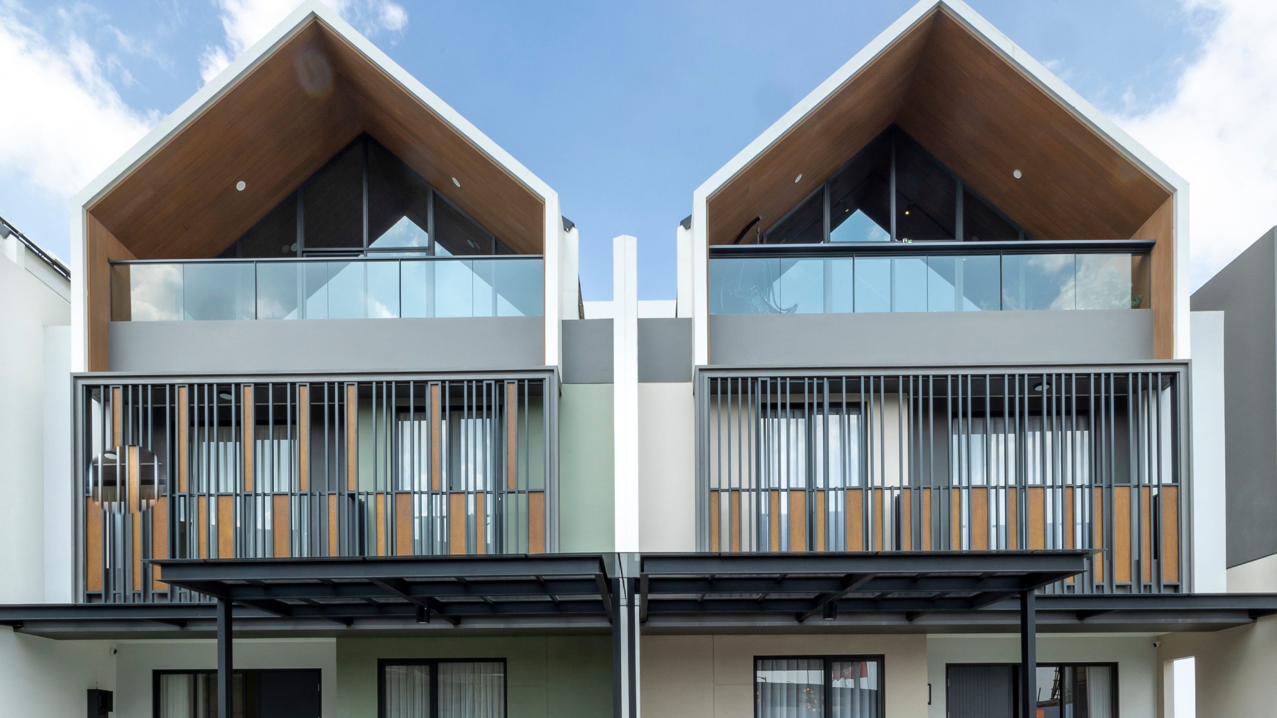 Strozzi – Symphonia 2, Serpong Tangerang