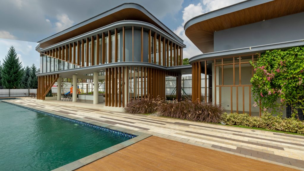 Strozzi – Symphonia, Serpong Tangerang